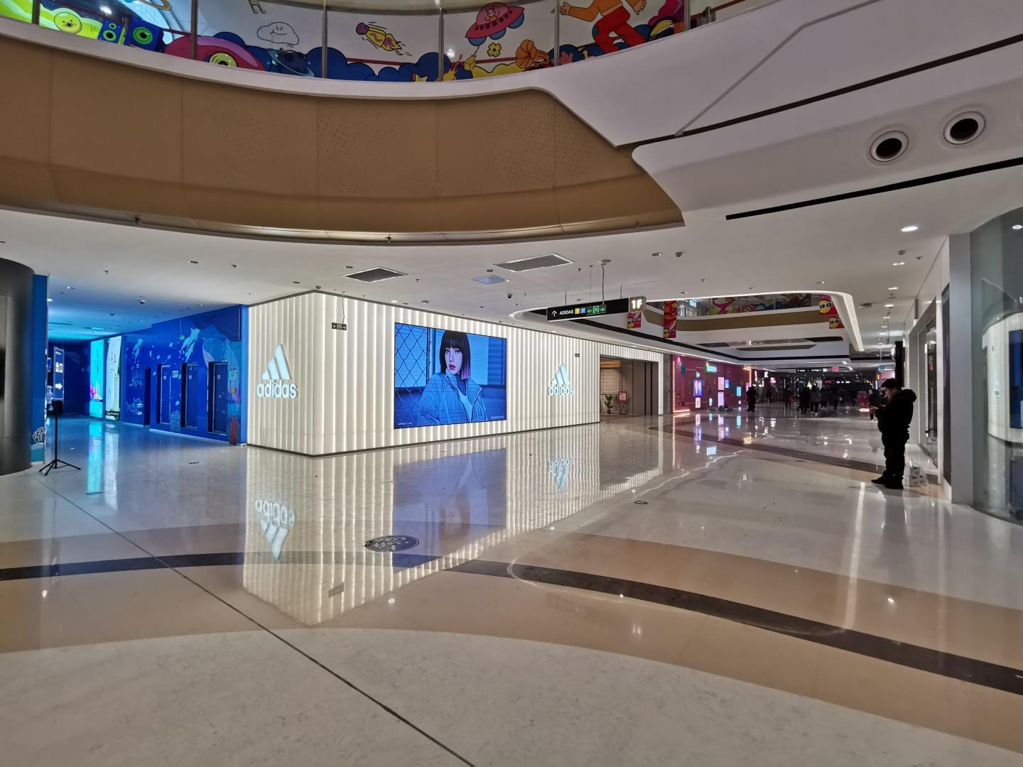 河北邯鄲萬(wàn)達(dá)阿迪